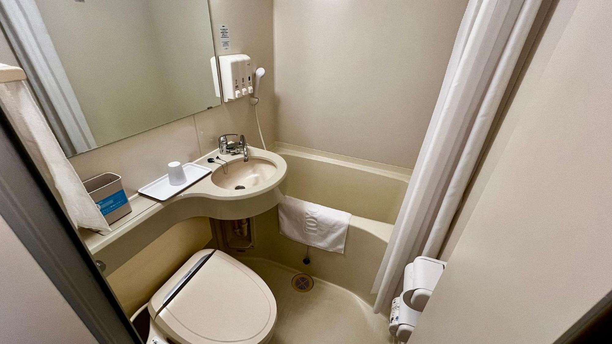 Hotel Toyoko Shin-yokohama Ekimae Honkan 3*