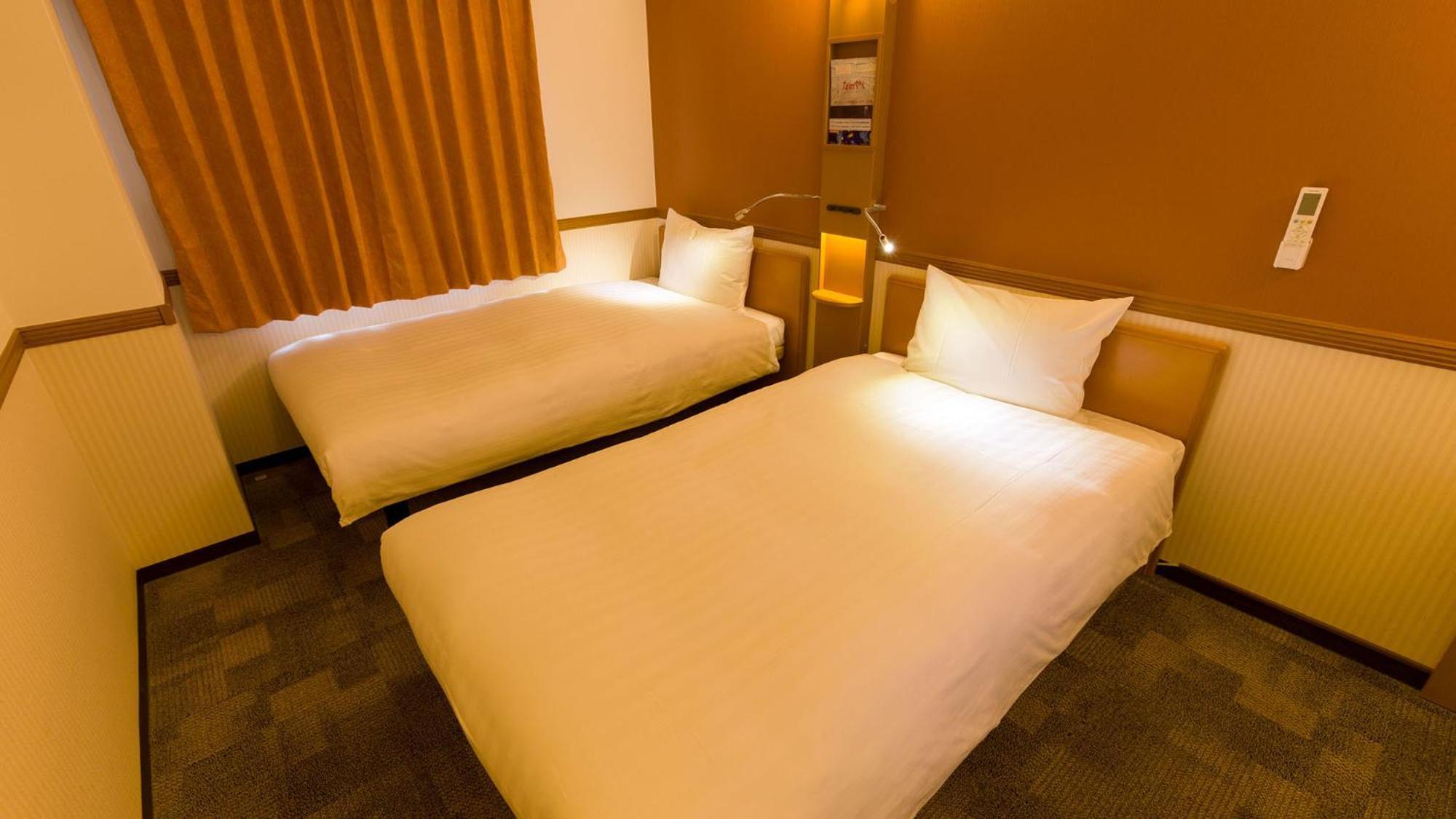 Toyoko Shin-yokohama Ekimae Honkan 3*
